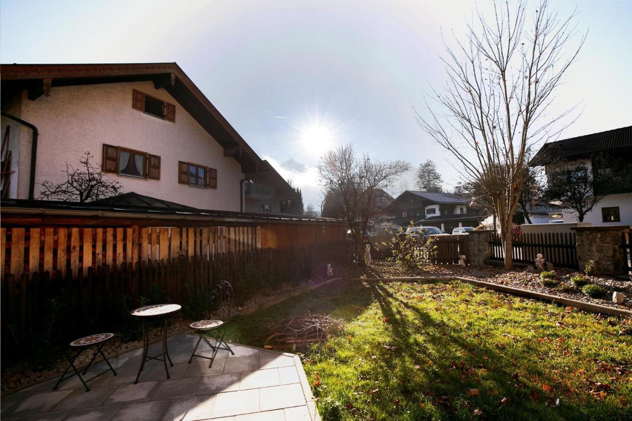 Sunlit Garden & Mountain Apartment Garmisch-Partenkirchen Eksteriør billede